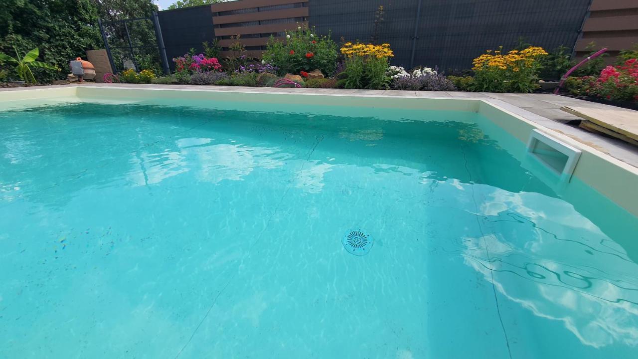 Velence Lakeside Pool House ภายนอก รูปภาพ